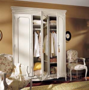 Olasz klasszikus, exkluzív, elegáns, minőségi bútor, 3 ajtós ruhásszekrény